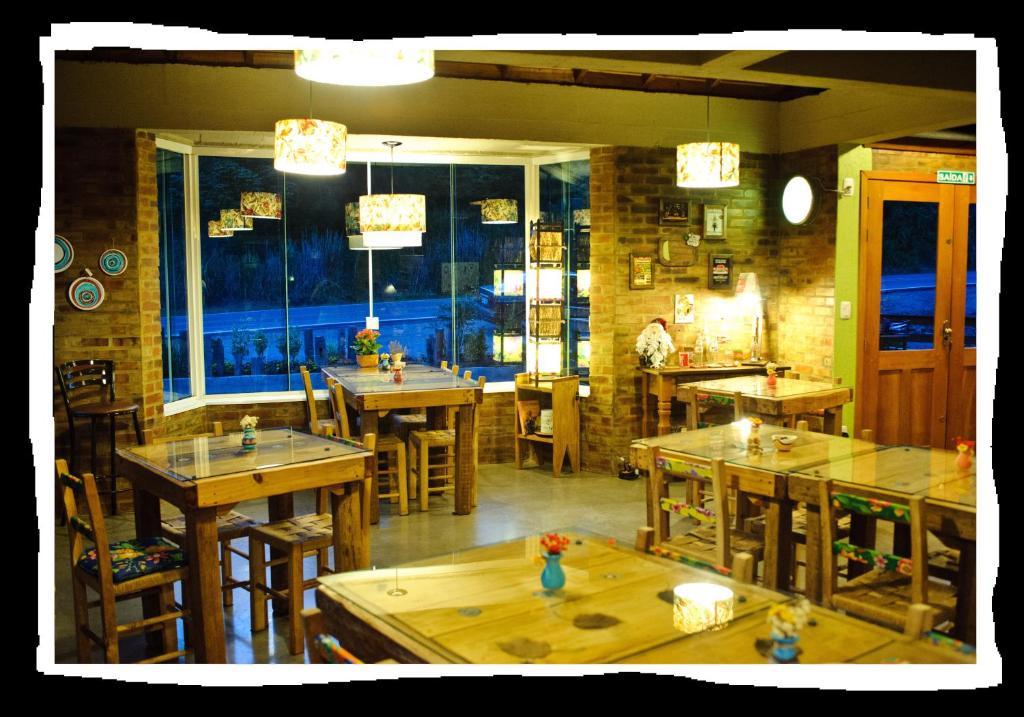 נובה פטרופוליס Bina'S Haus Pousada, Cafeteria E Atelier מראה חיצוני תמונה