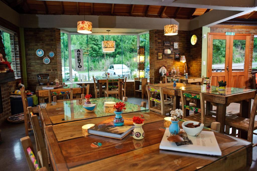 נובה פטרופוליס Bina'S Haus Pousada, Cafeteria E Atelier מראה חיצוני תמונה